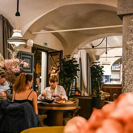 Royal Suite, Ljubljana Ngoại thất bức ảnh